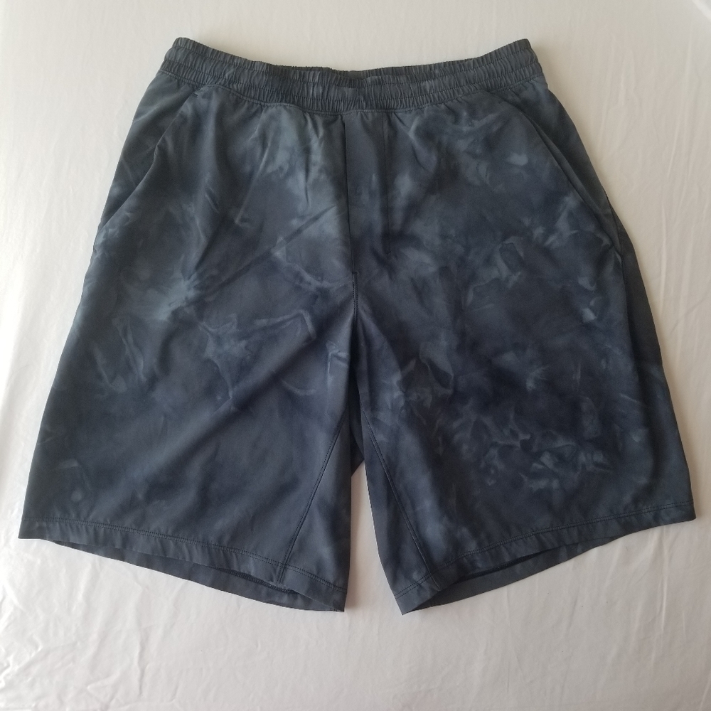 Lululemon Men's Athletic Shorts Small-Medium